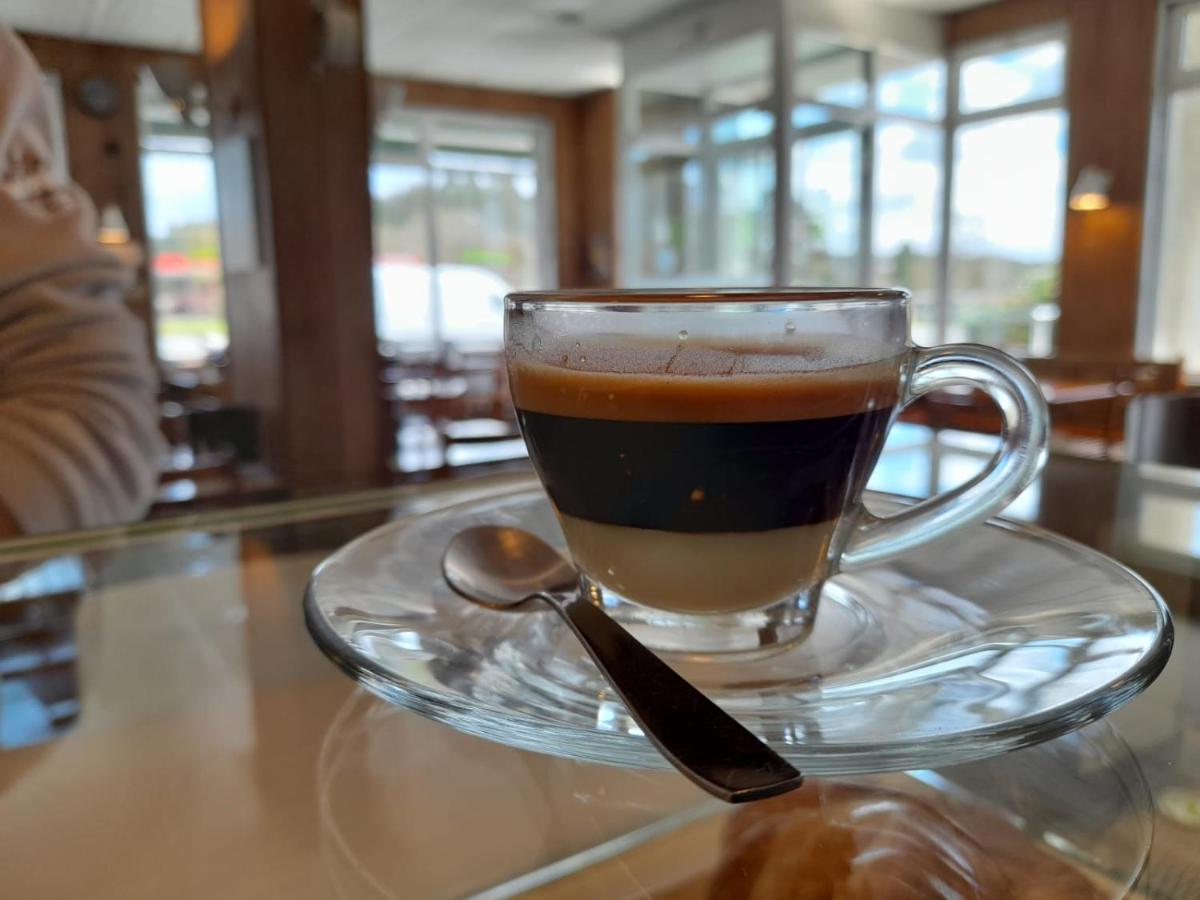 Hotel Os Carballos Sigueiro Dış mekan fotoğraf