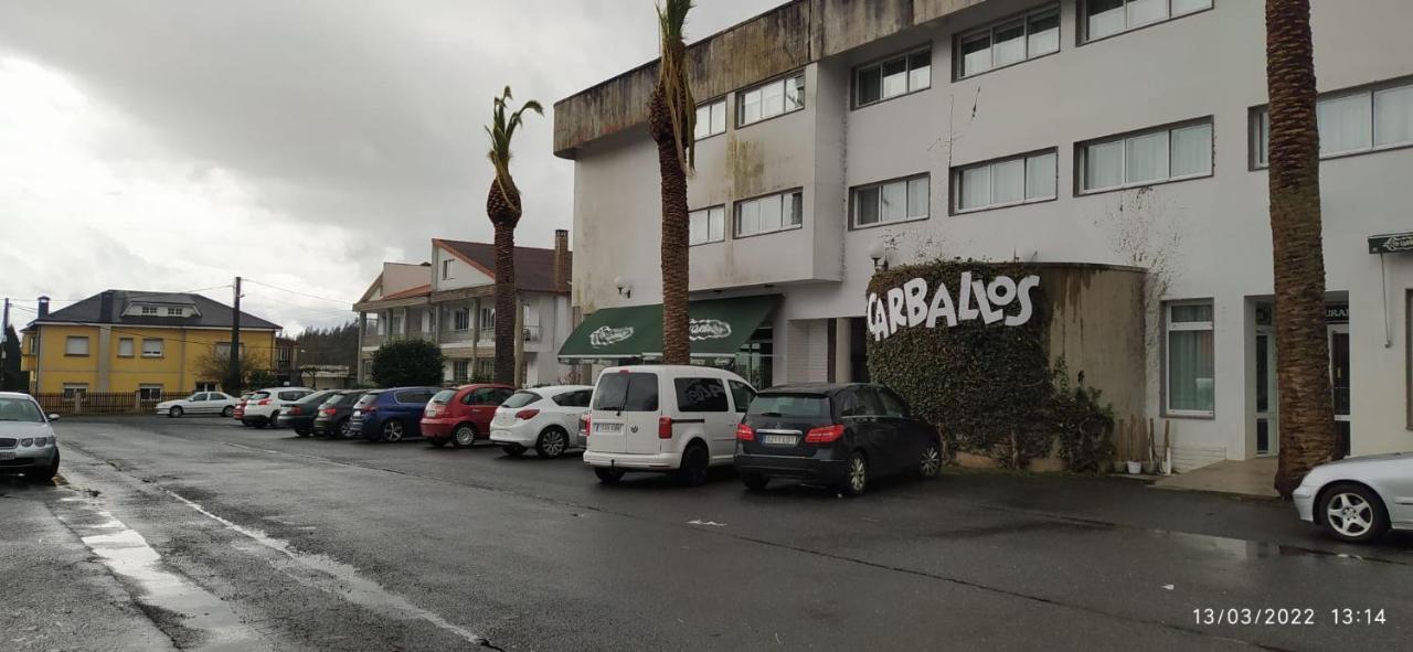Hotel Os Carballos Sigueiro Dış mekan fotoğraf